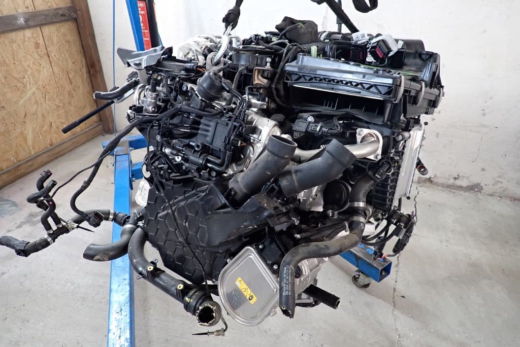 Moteur M 254.920 pour Mercedes-Benz