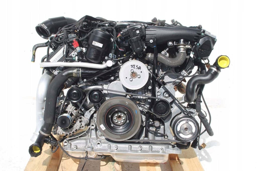 Moteur CPNB pour Audi A8