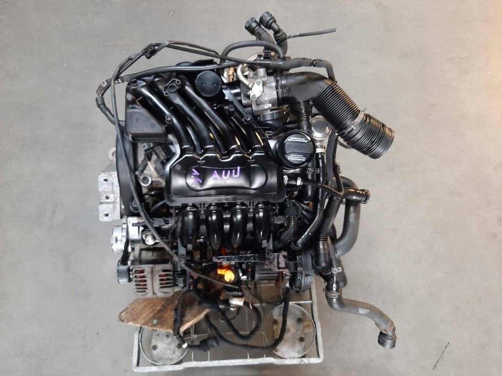 Moteur AVU pour Skoda Octavia 1.6 Petrol